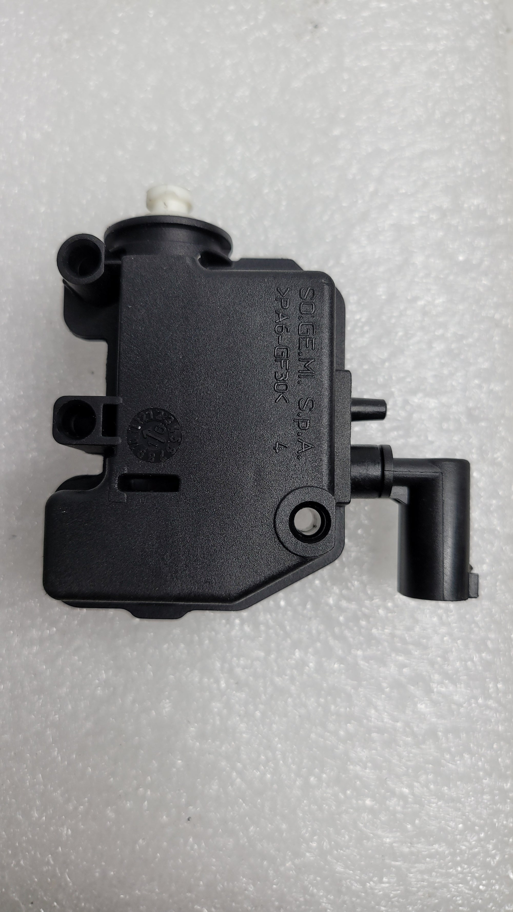 BMW F20 F22 F30 Fuel Filler Flap Drive Mechanism Actuator Opener 7270792 - MPerformance.parts