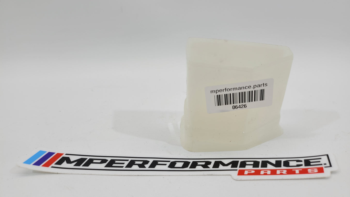 BMW M4 F82 GRAN COUPE REAR RIGHT SIDE HVAC HEATER DUCT ADAPTER - 9205392