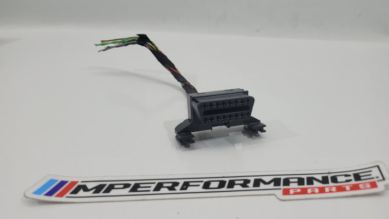 BMW Wiring Connector 933526