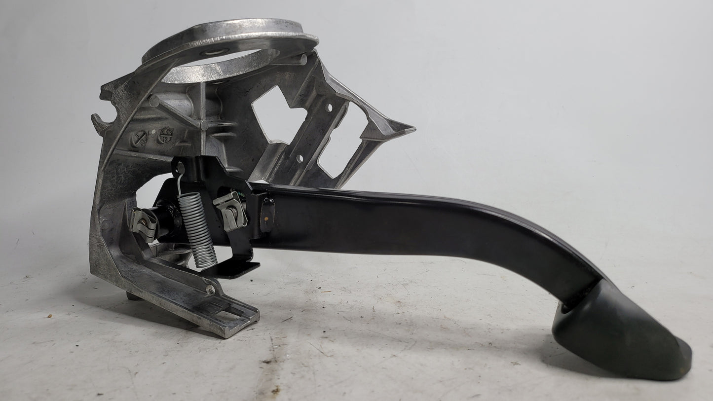 BMW F82 M4 Brake Pedal Assembly 2284636