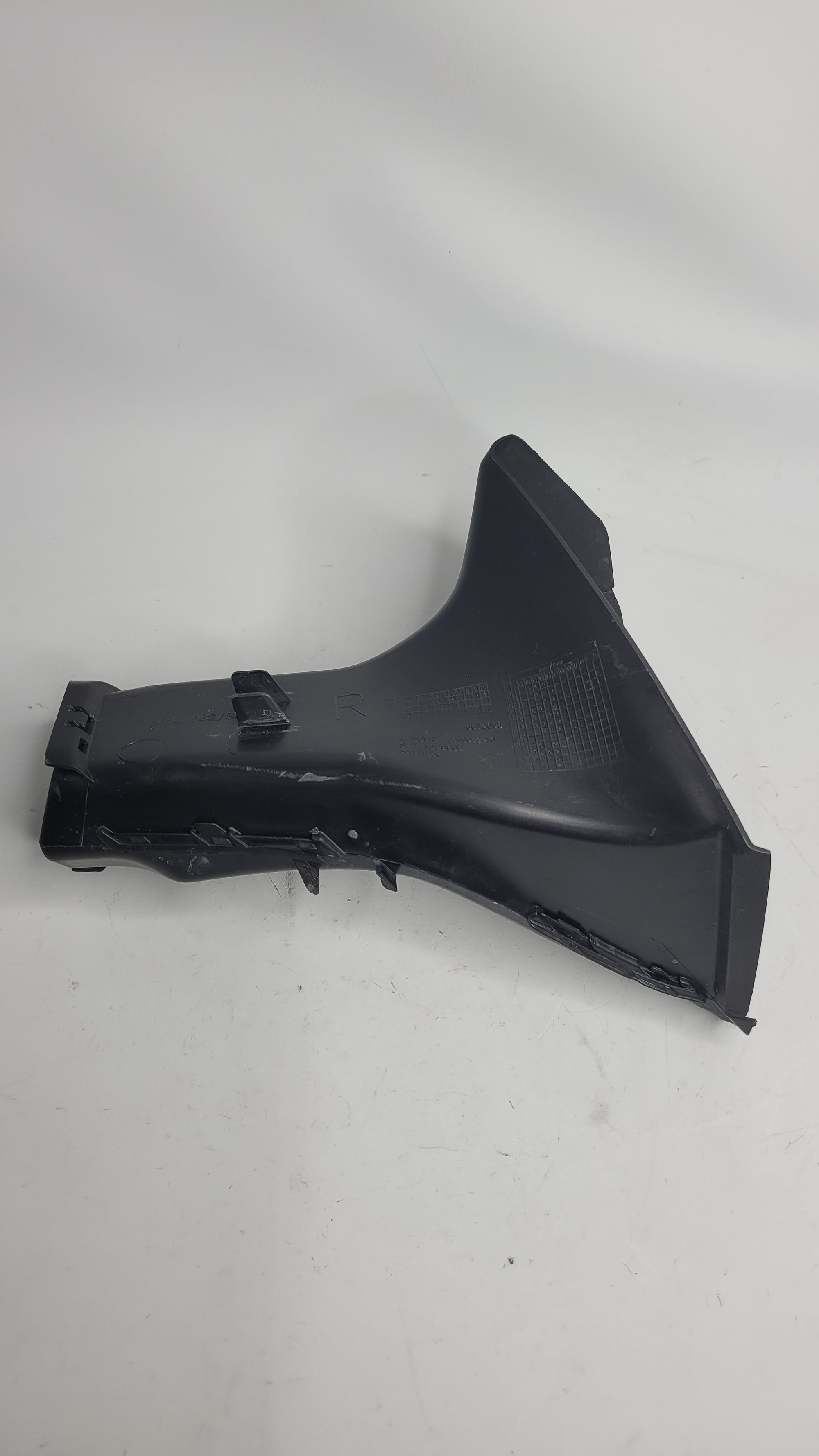 BMW M3 Front Right Brake Air Duct 8072098 - MPerformance.parts