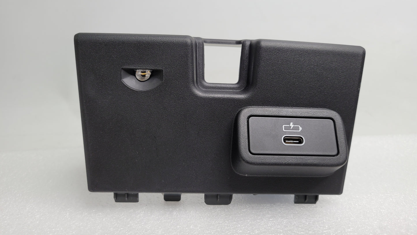 BMW M3 G80 CENTER CONSOLE USB C PLUG W/ LIGHT - 106038803c - MPerformance.parts