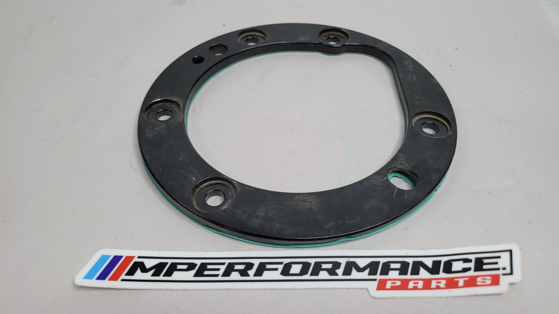BMW M3 F80 LEFT RIGHT SHOCK MOUNT PLATE SUPPORT SET 2361991 - MPerformance.parts