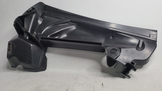 BMW F82 M4 Engine Bay Sealing Frame 8062259