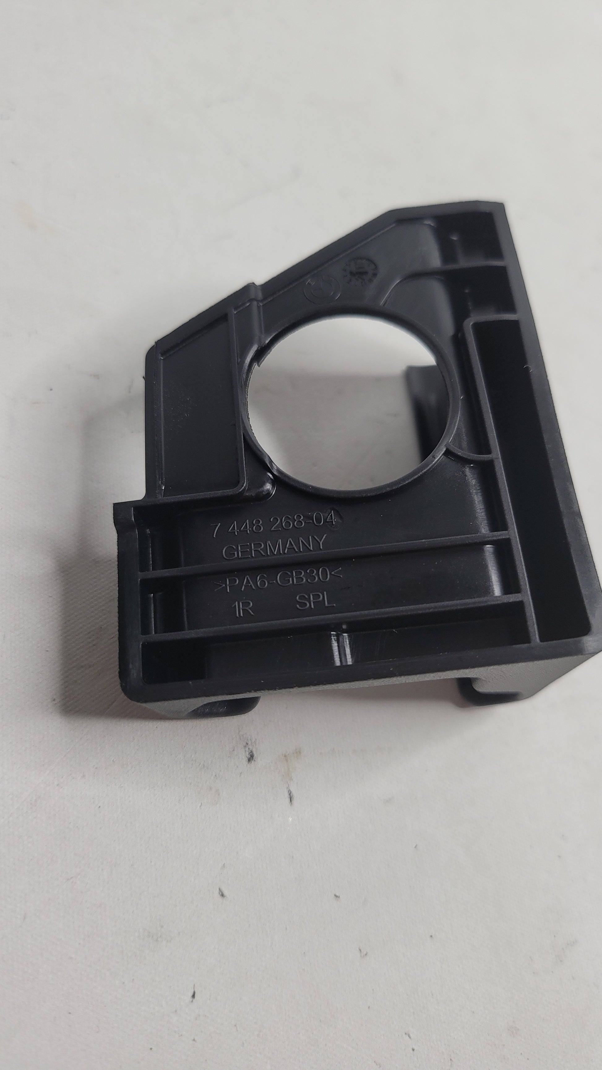 BMW G80 M3 M4 RIGHT SEAT RAIL COVER 7448268 - MPerformance.parts
