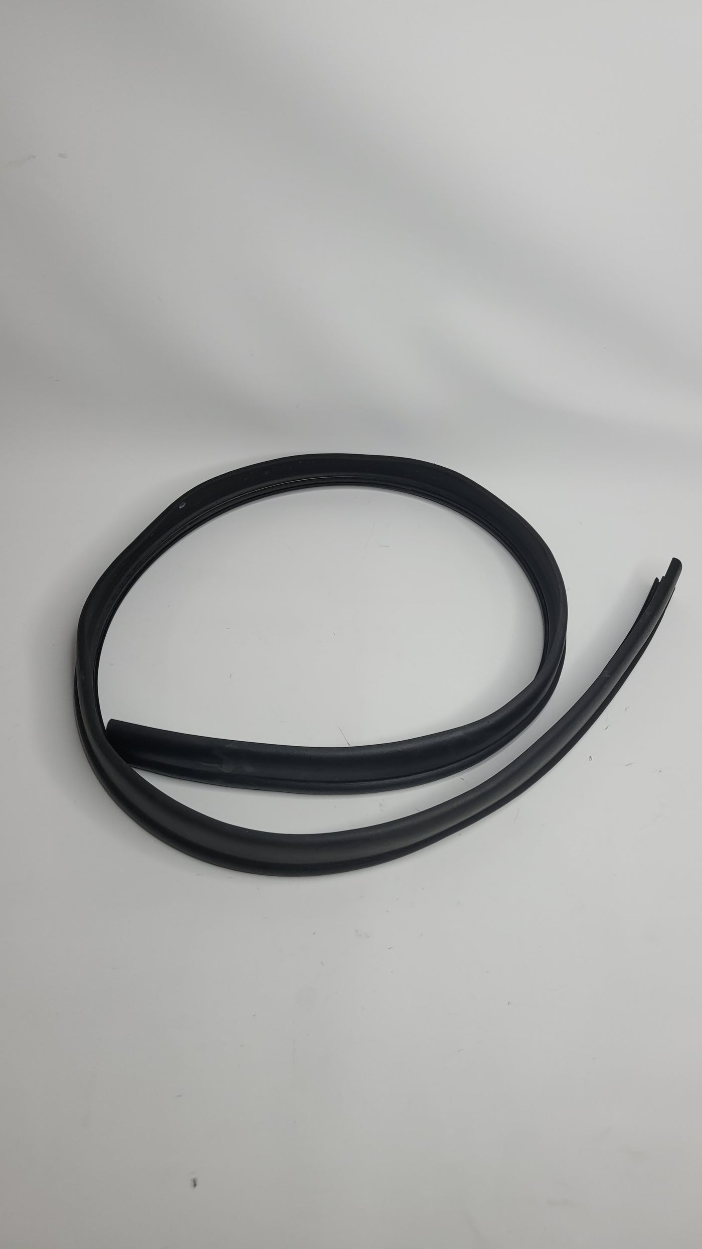 BMW F20 F21 F22 F87 F23 & LCI engine hood sealing strip from MPerformance.parts, front view showing installation area and material.