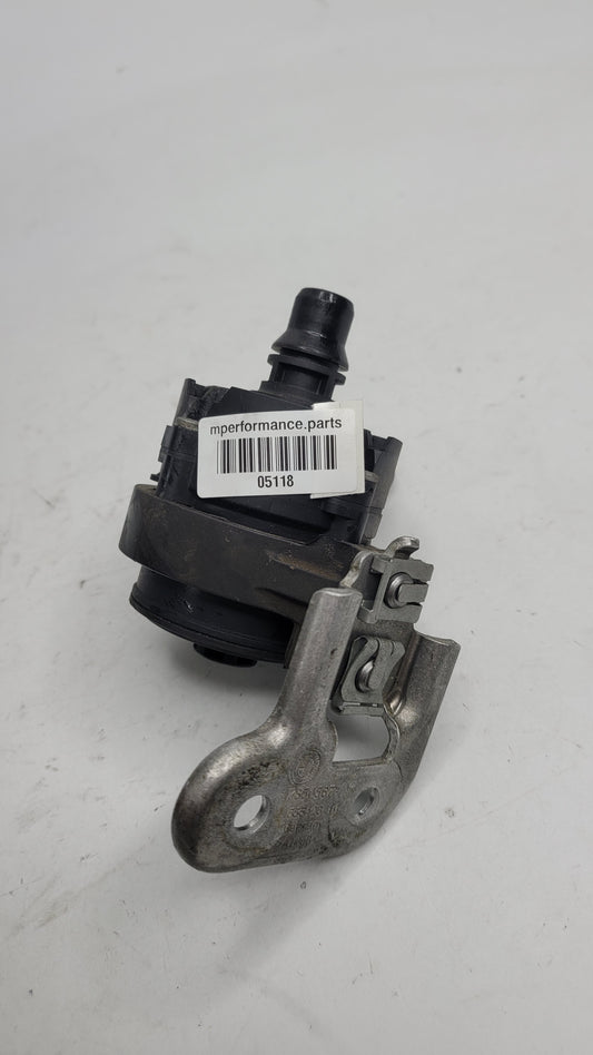 F80 BMW M3 AUXILIARY WATER PUMP 3.0 PETROL 7850568 - MPerformance.parts