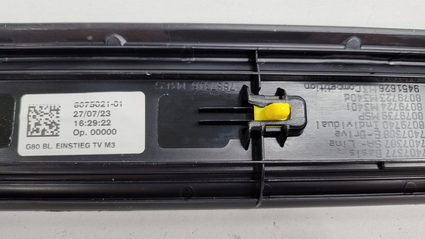 BMW M3 FRONT DOOR SILL SCUFF PLATE 8075021 - MPerformance.parts