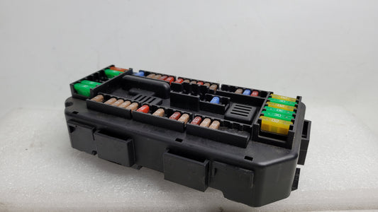 F80 M3 MULTI FUNCTION RELAY FUSE BOX 9389068