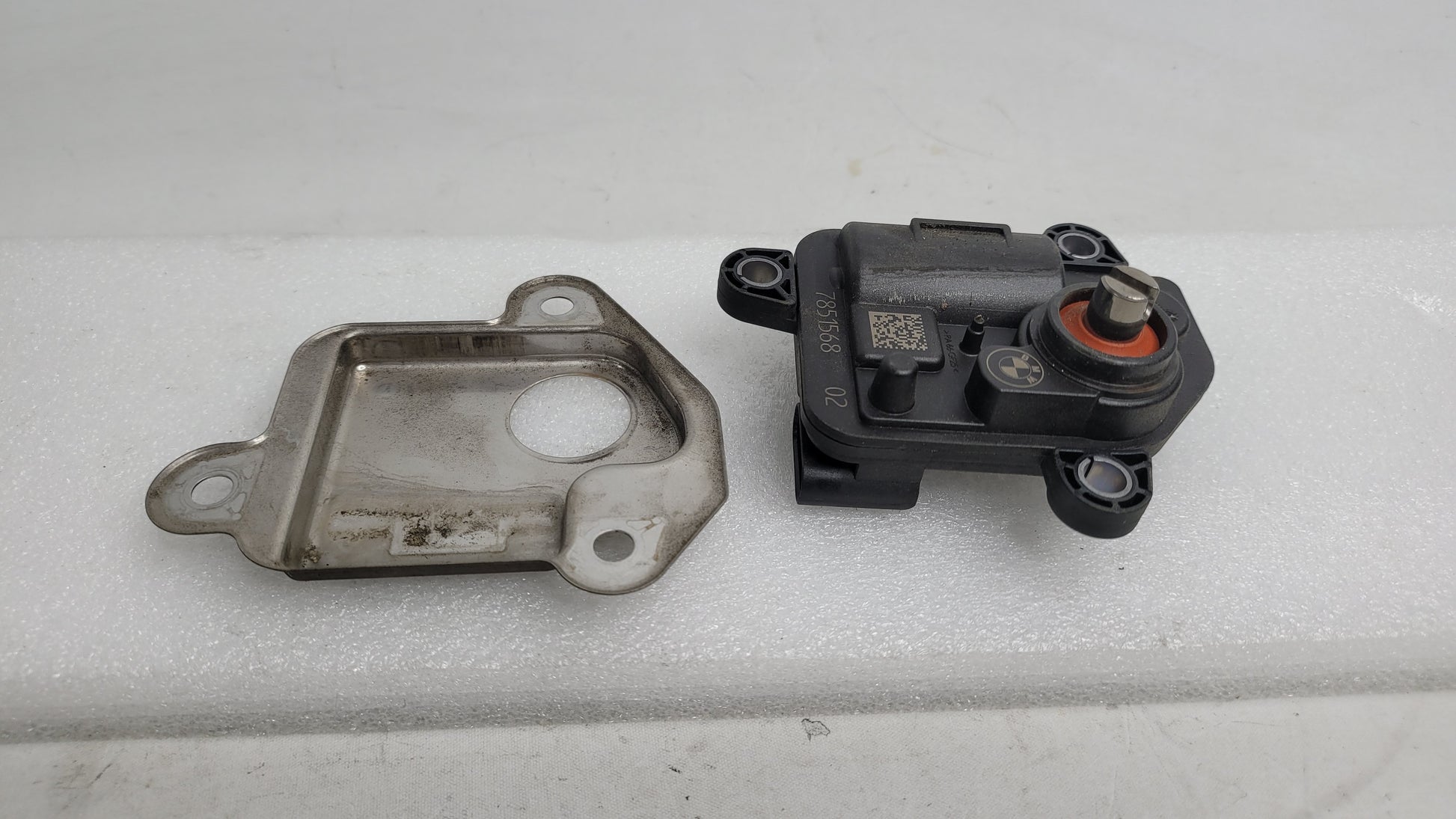 BMW M3 F30, F80 EXHAUST FLAP ACTUATOR 7851568 - MPerformance.parts