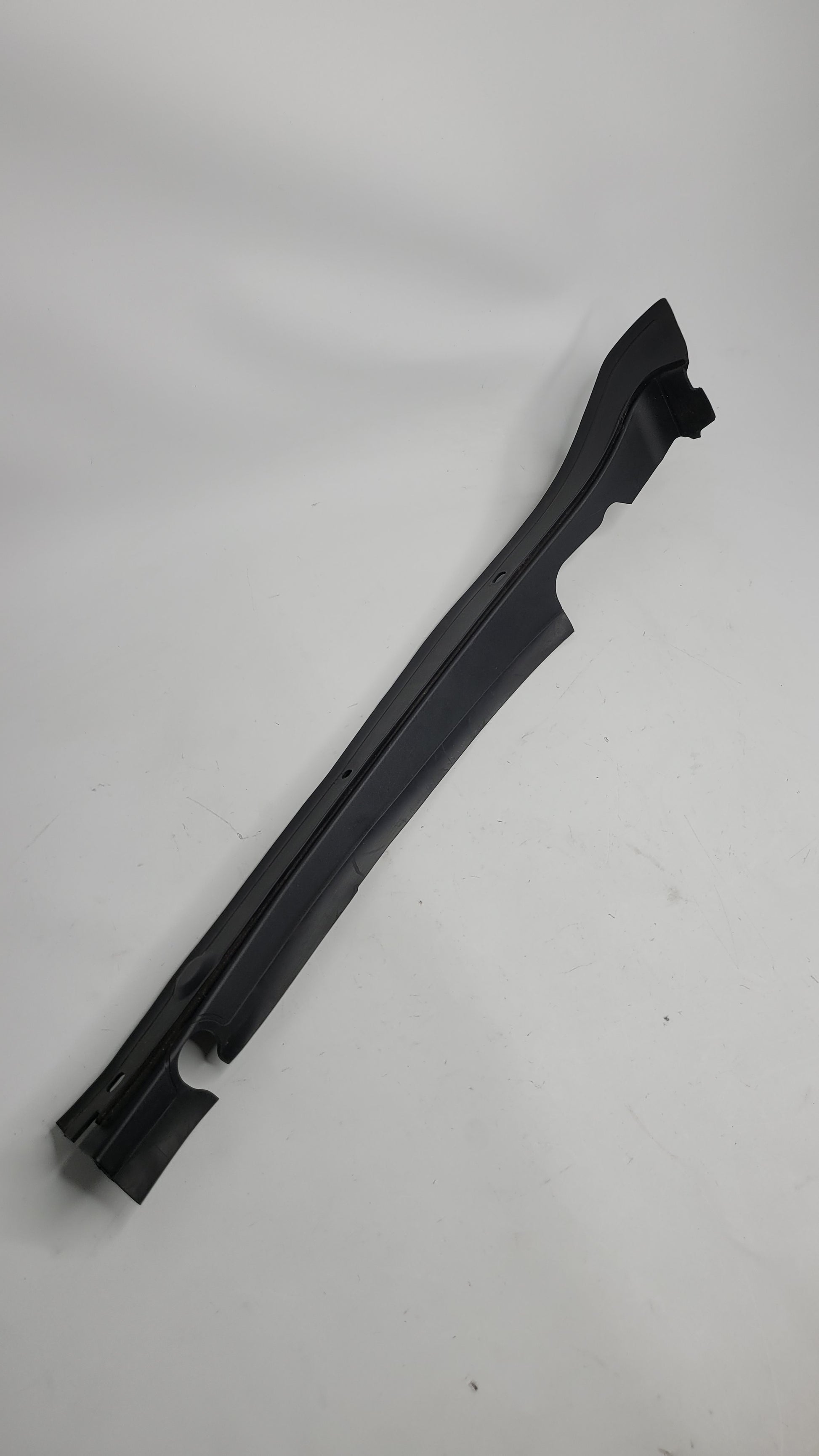 BMW F80 Front Left Cowl Grille Panel Outer Seal Cover - 10808611 - MPerformance.parts