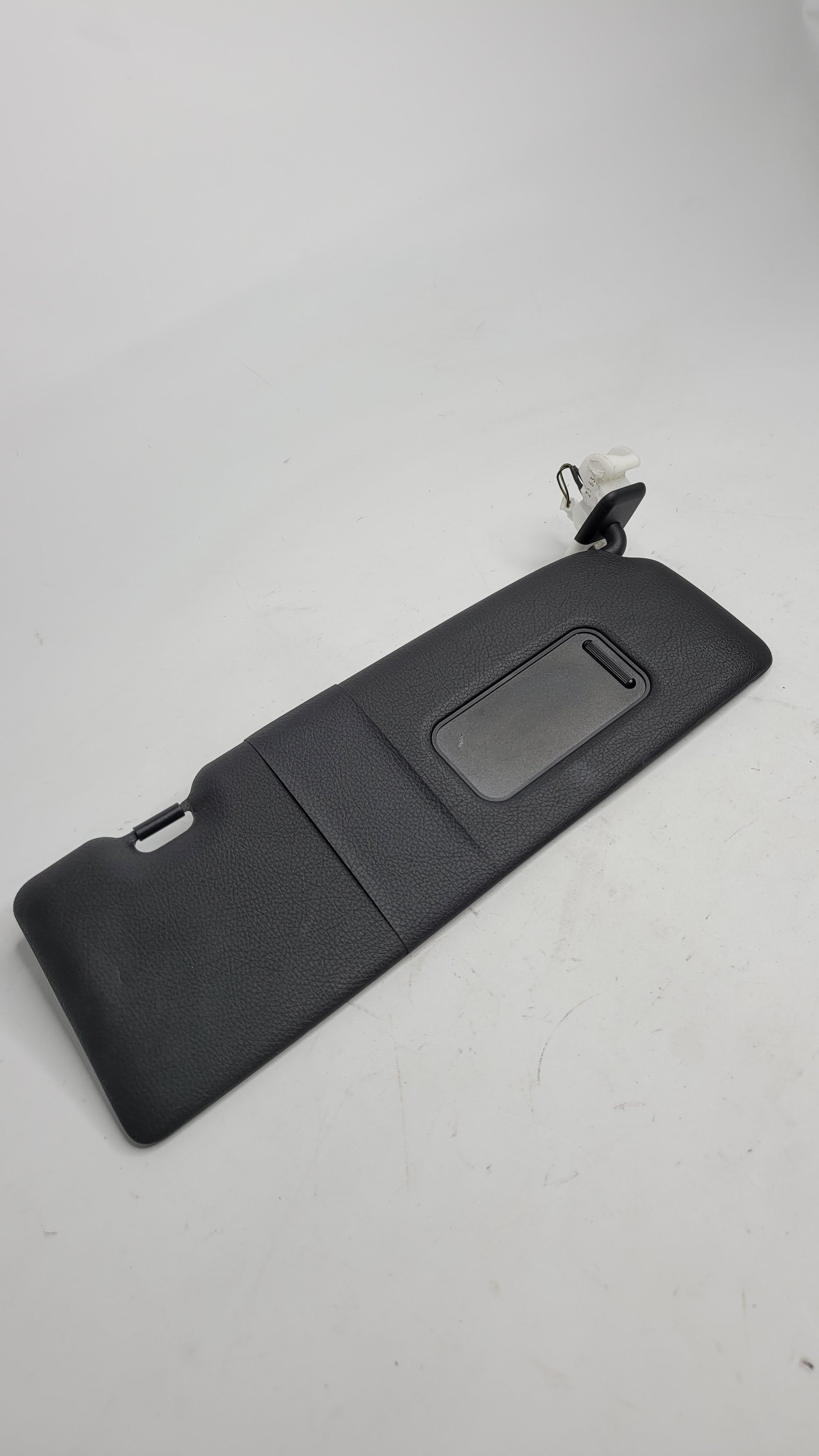 BMW Visor Without Label, Left 8057937 07 51448057937 - MPerformance.parts