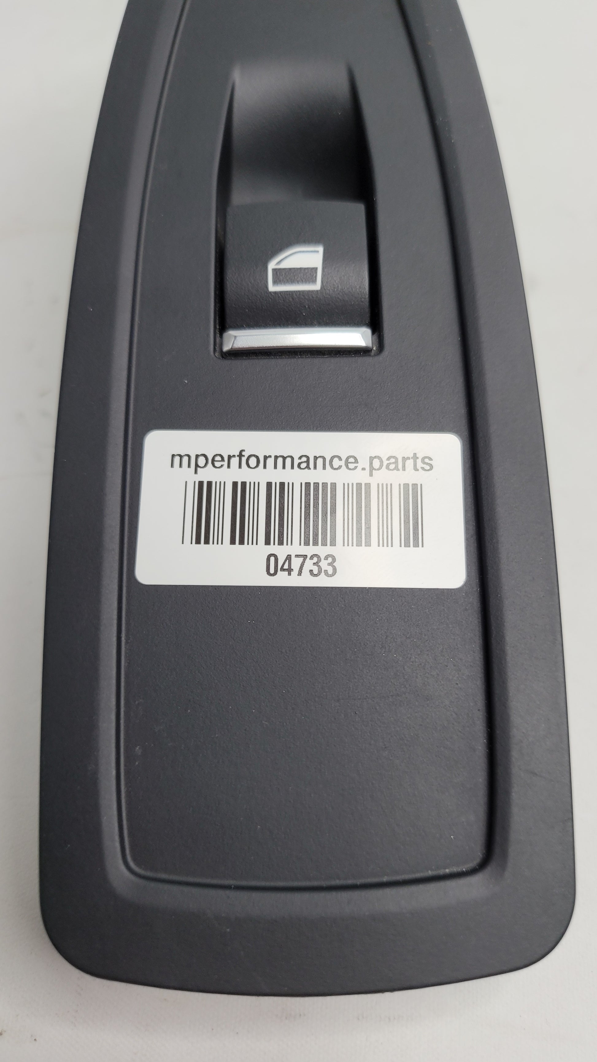 BMW M3 F80 FRONT RIGHT PASSENGER DOOR WINDOW POWER SWITCH 9208107-02 - MPerformance.parts