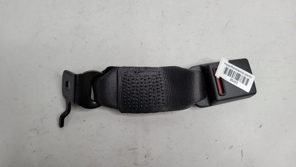 BMW M3 G80 - REAR Centre SEAT BELT Buckle / Receiver 7496283 - MPerformance.parts