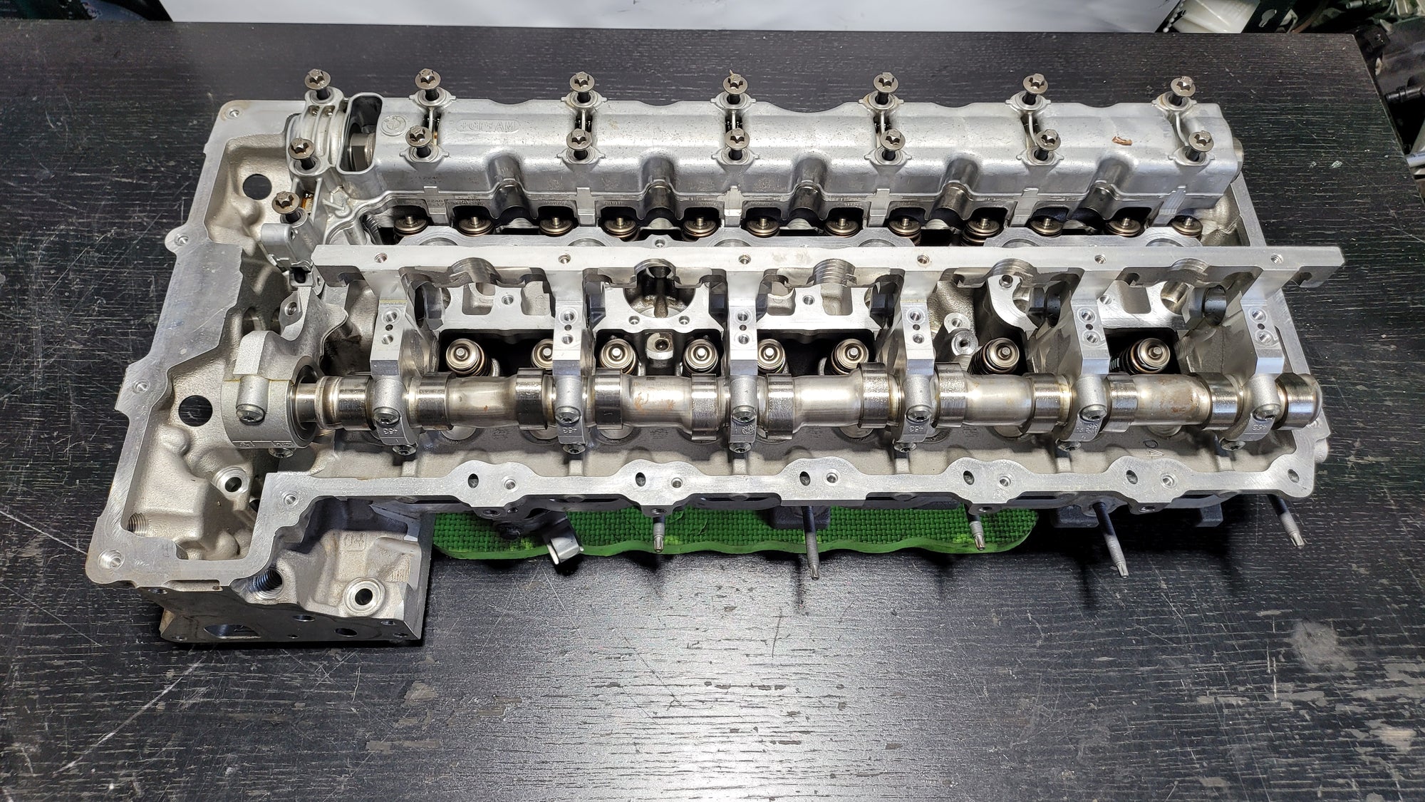 BMW F80 F82 F83 F87 M2 M3 M4 S55 Cylinder Head Complete 11127854005 - MPerformance.parts