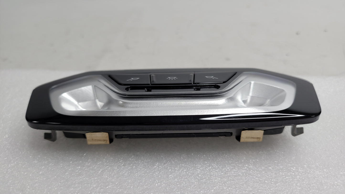 BMW M3 G80 REAR UPPER CENTER CONSOLE DOME LIGHT ASSEMBLY 791081301 - MPerformance.parts