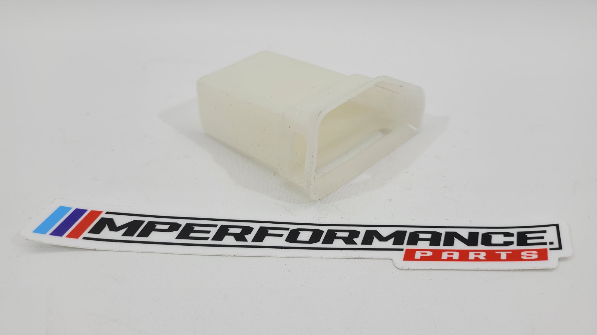 BMW M4 F82 Gran Coupe Rear Right Side Hvac Heater Duct Adapter - 9205392