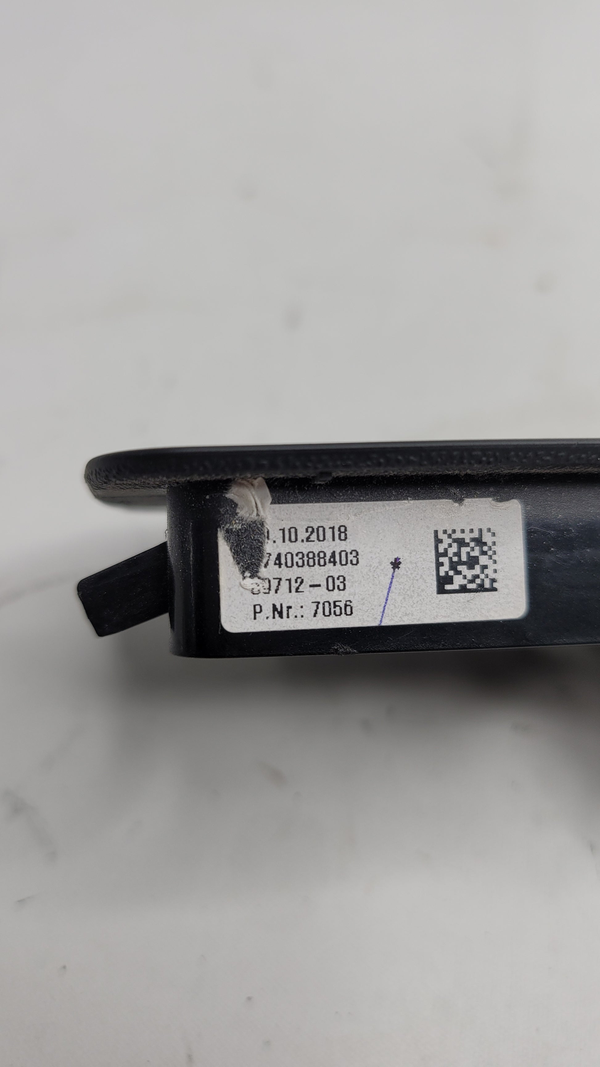 BMW M3 F80 FRONT RIGHT PASSENGER DOOR WINDOW POWER SWITCH 9208107-02 - MPerformance.parts