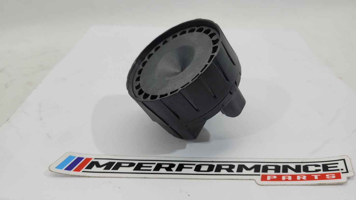 BMW F15 F30 F48 G20 G30 X3 X5 M3 anti-theft alarm siren horn in black with mounting bracket, part number 9493759.