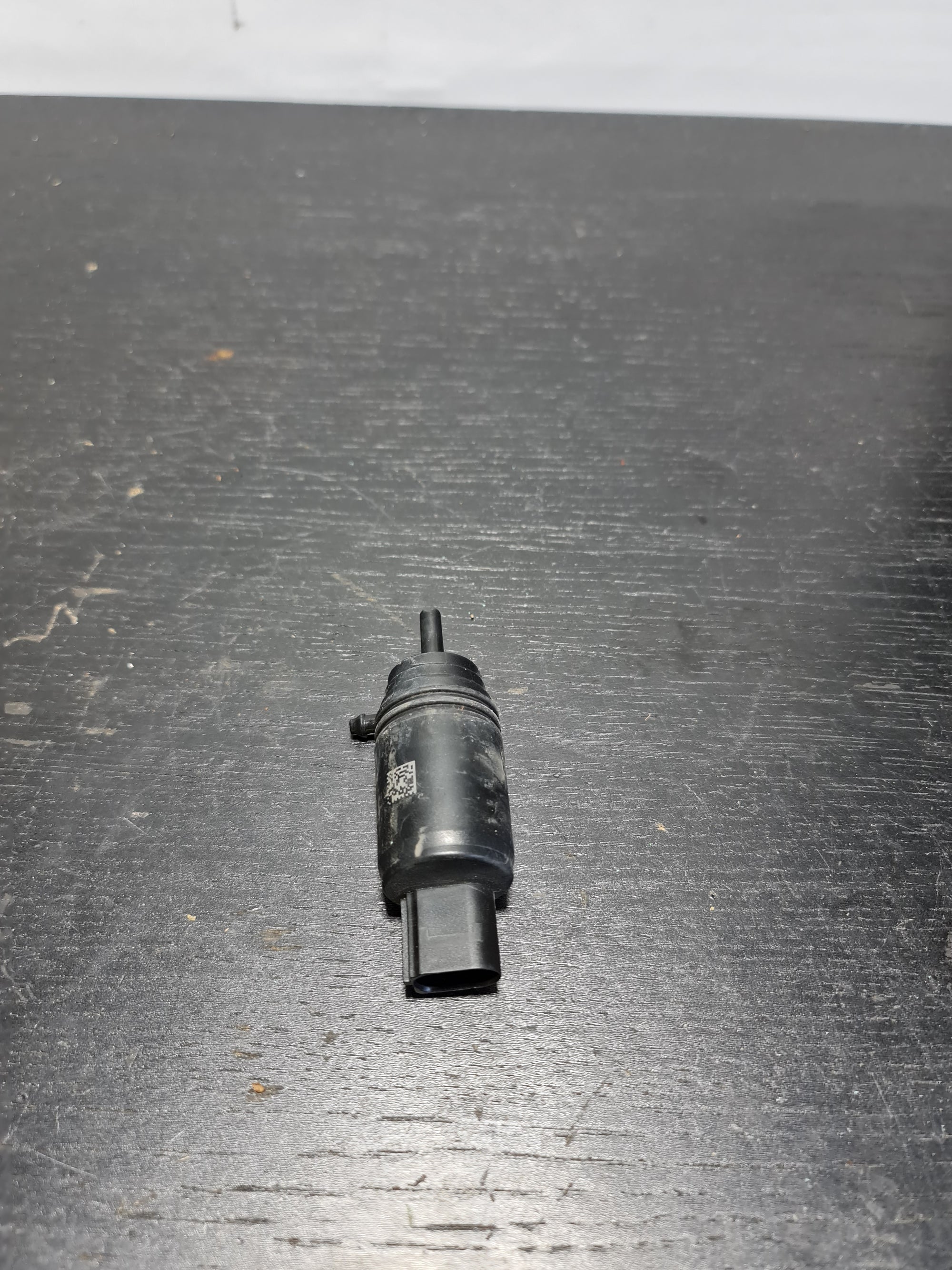 BMW F23 2er F20 F21 F22 F30 F80 F31 Washer Pump Fluid Container 7345885 - MPerformance.parts
