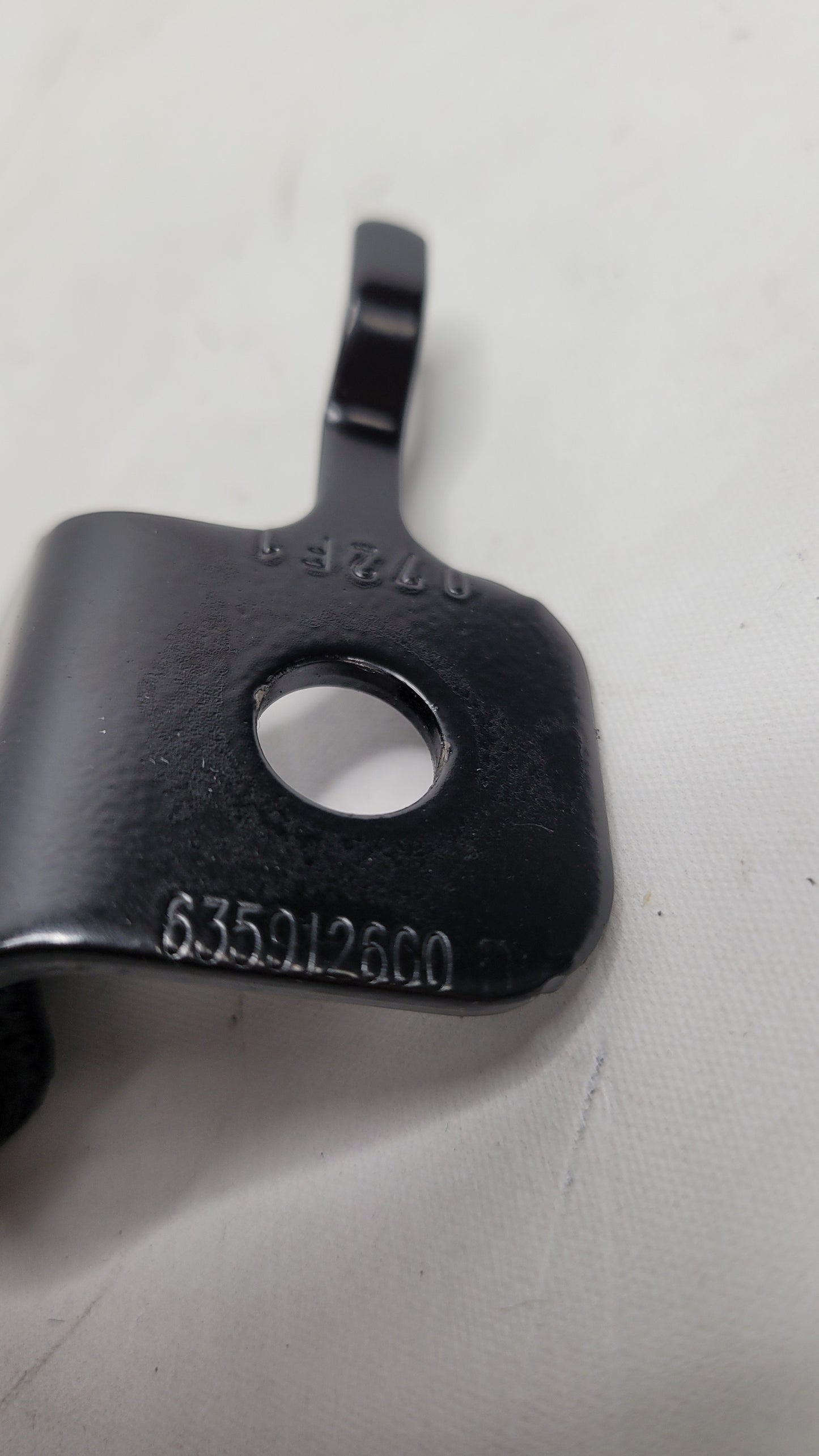 BMW G80 M3 Seat Belt Buckle Rear Left 635756500 - MPerformance.parts