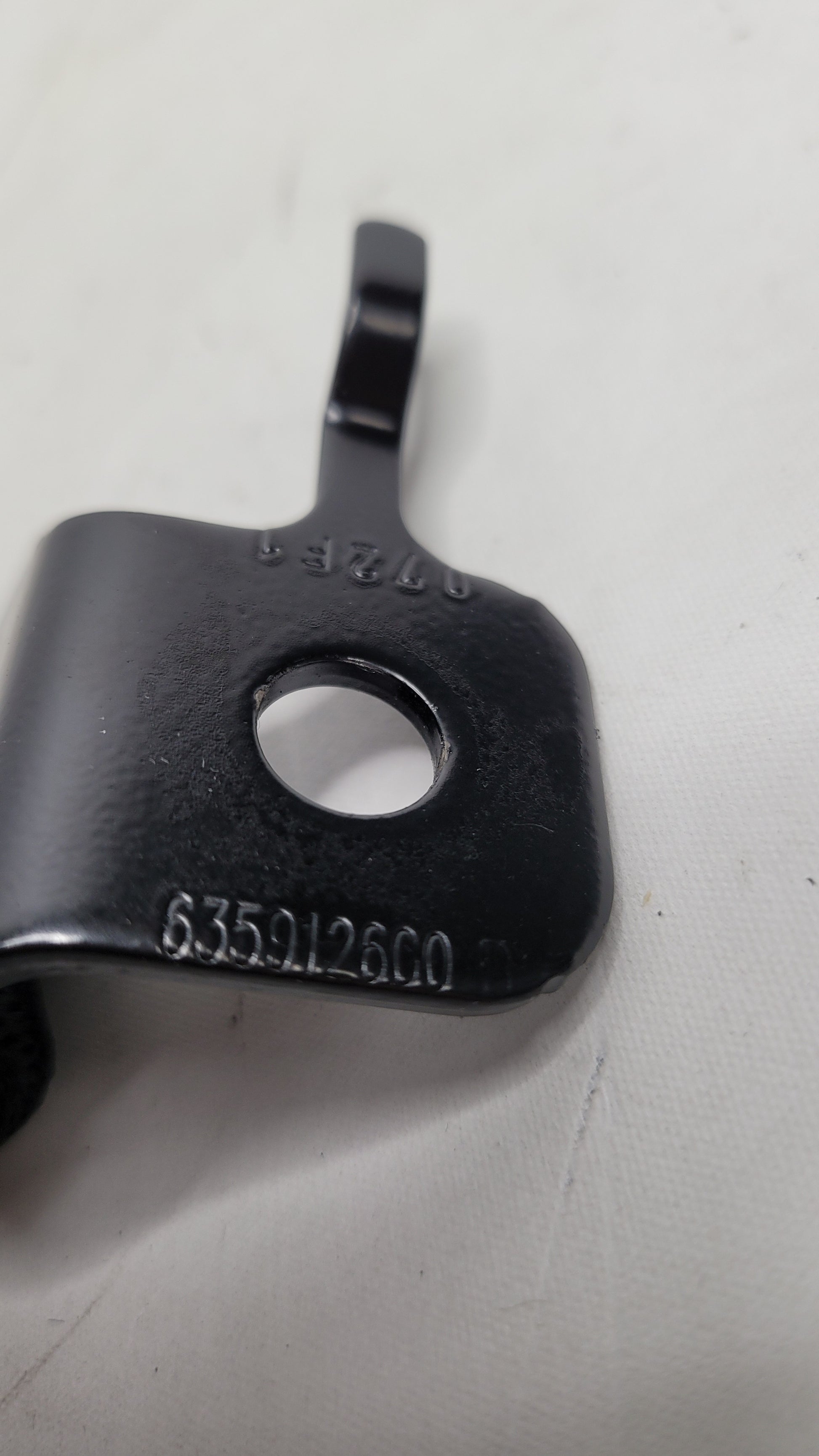 BMW G80 M3 Seat Belt Buckle Rear Left 635756500 - MPerformance.parts
