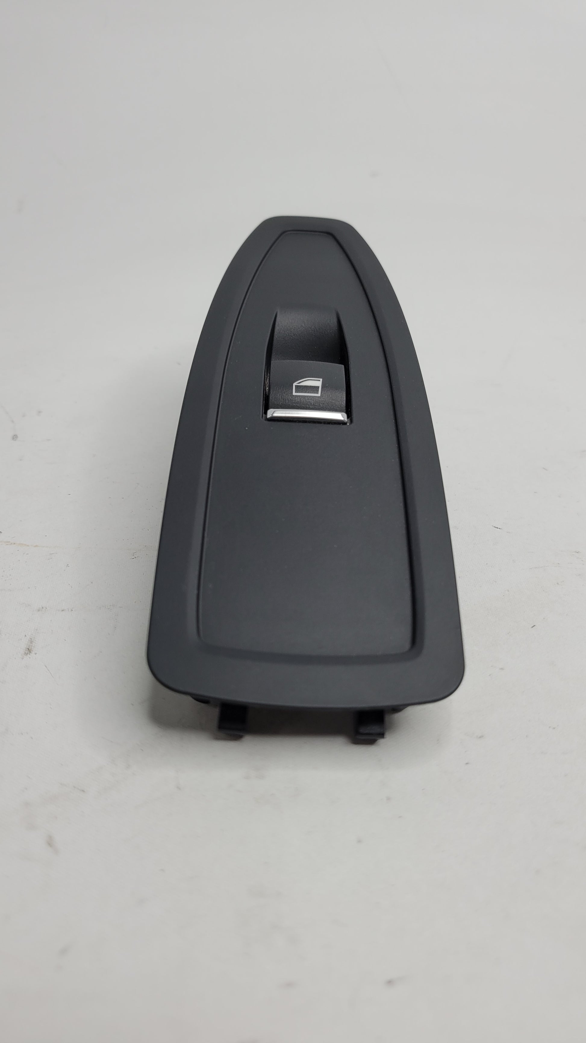 BMW M3 F80 FRONT RIGHT PASSENGER DOOR WINDOW POWER SWITCH 9208107-02 - MPerformance.parts