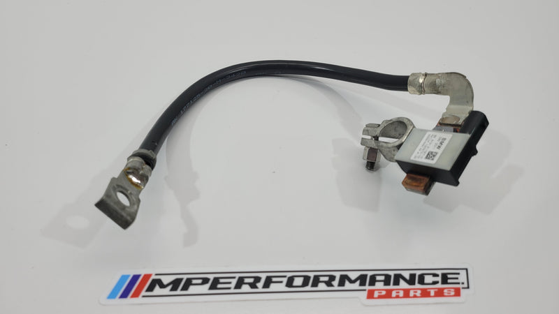 07150 - 6121 9117877-01 - 0555518491 - MPerformance.parts