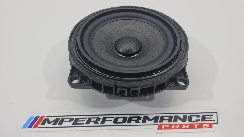 BMW G80 M3 Harman Kardon speaker with model number 2622469-01, featuring detailed design and branding for premium audio performance.