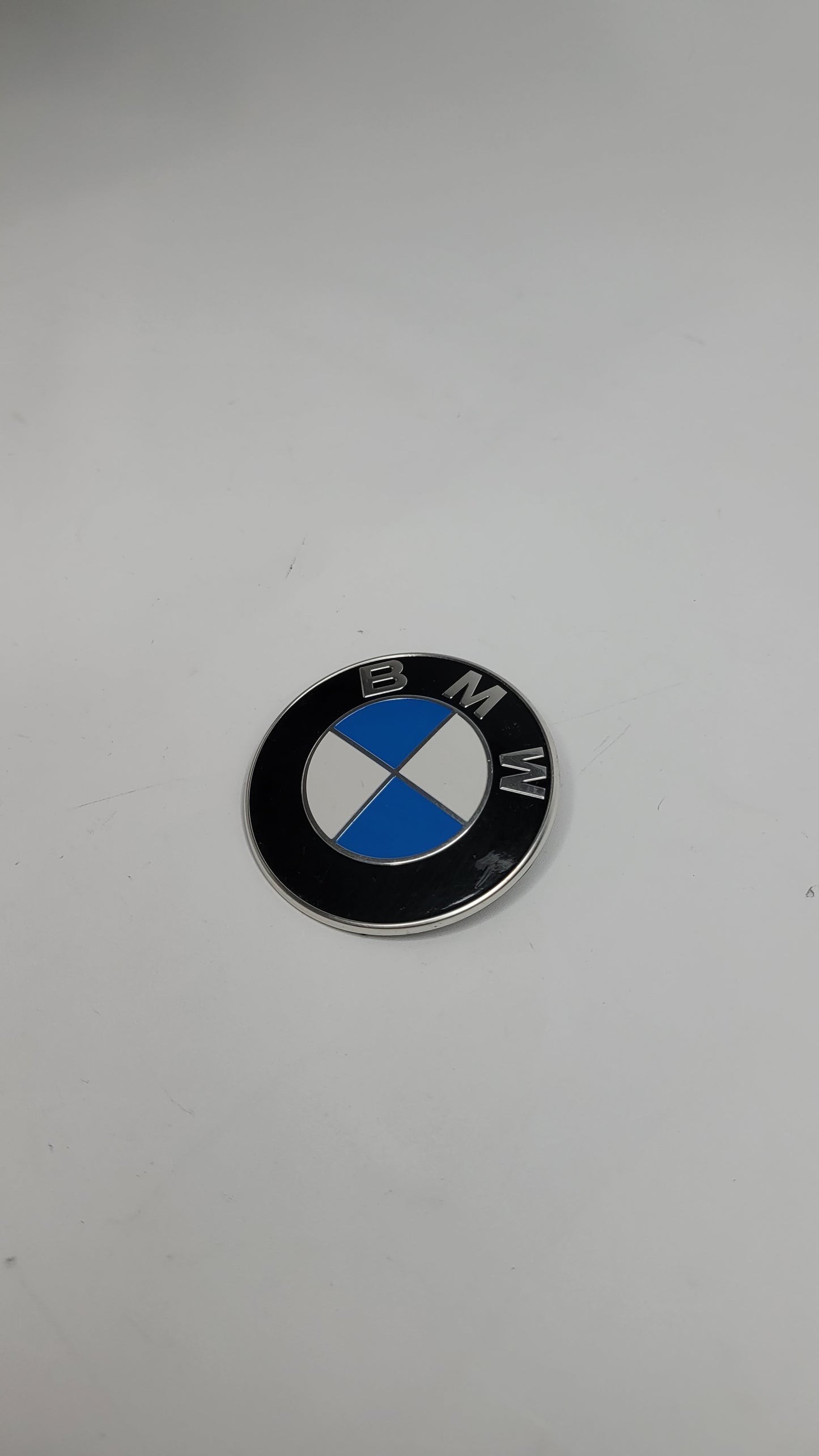 BMW 74mm REAR TRUNK ROUNDEL E46 E39 F22 F23 E90 F30 F31 OEM 821923705 - MPerformance.parts