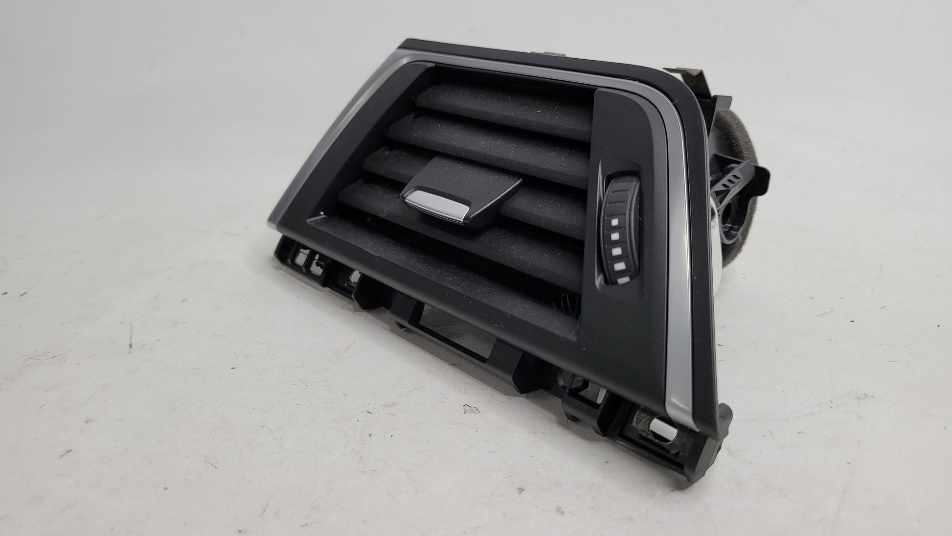 BMW M3 M4 SERIES DASHBOARD PASSENGER AIR VENT LEFT SIDE RHD F80 F82 9346226 - MPerformance.parts