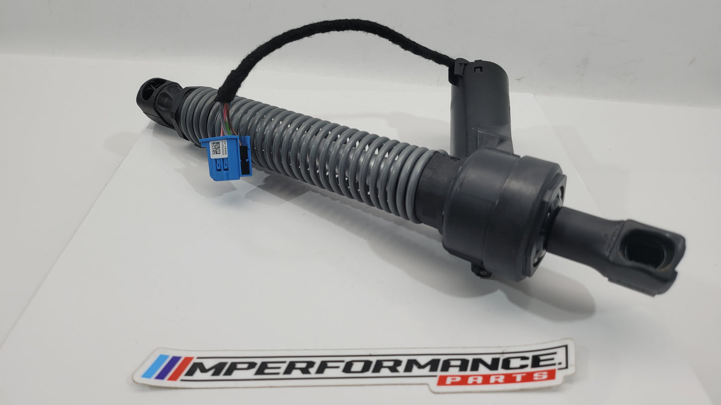 07028 - 7487636-08 - v0554905 - MPerformance.parts