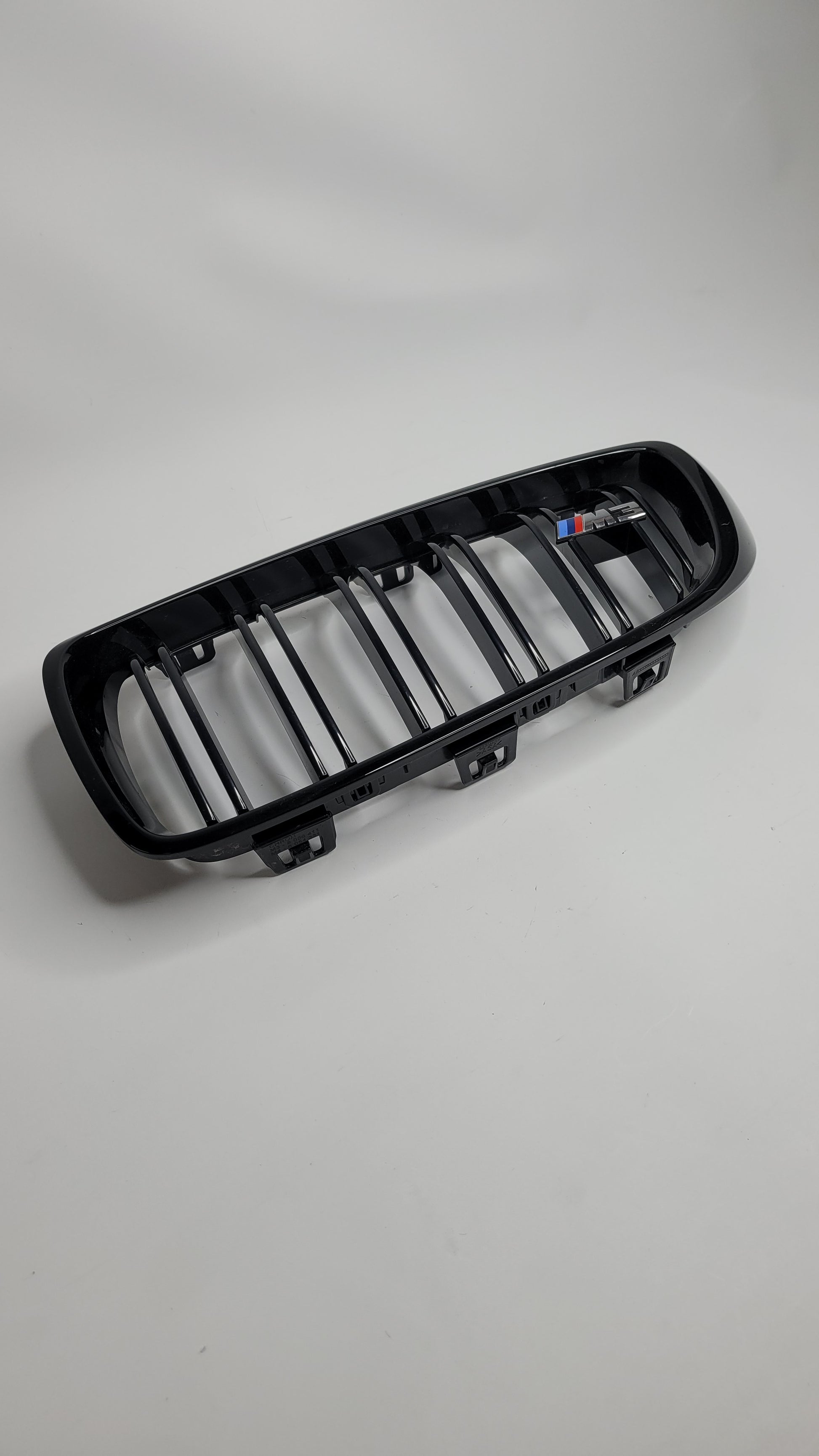 BMW 3 SERIES RADIATOR GRILLE LEFT SIDE M3 F80 - MPerformance.parts