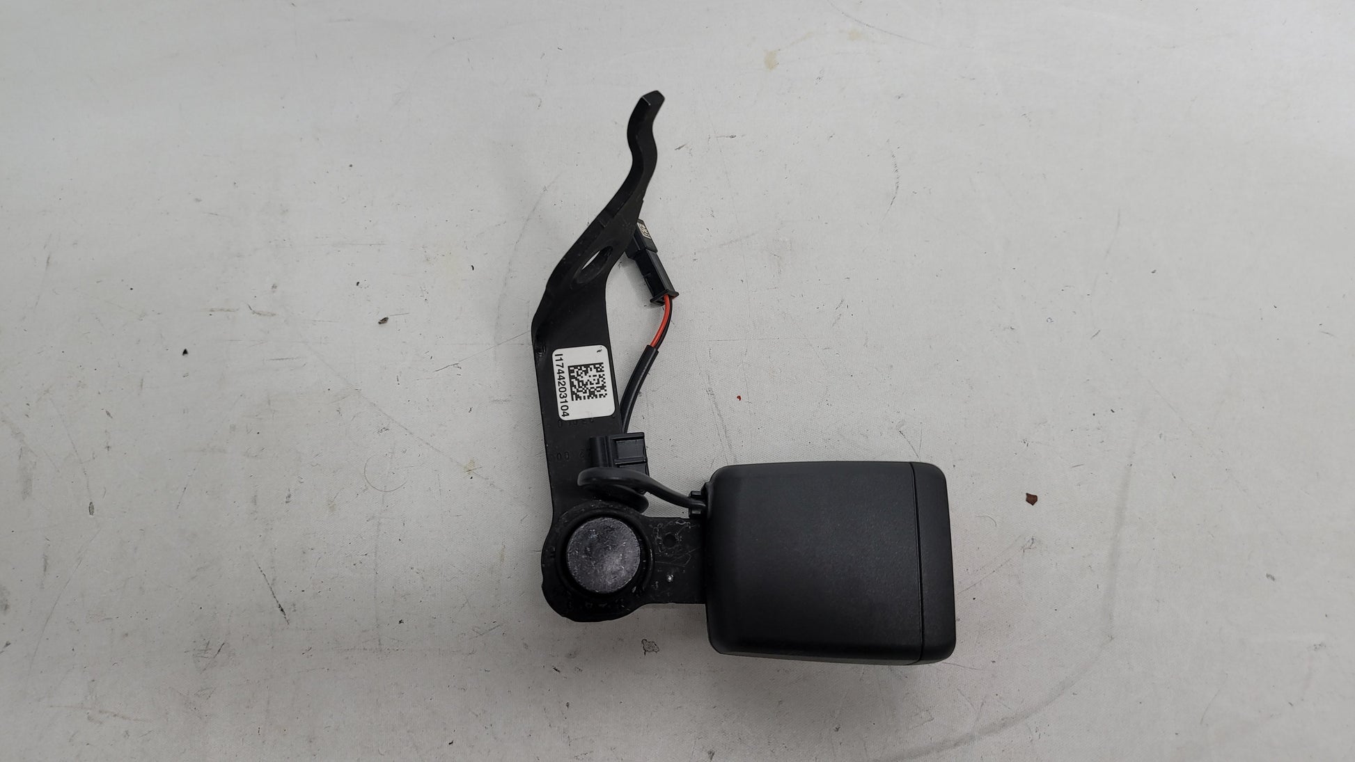 BMW G80 M3 Series tilting lock left tilt lock left 7442031 - MPerformance.parts