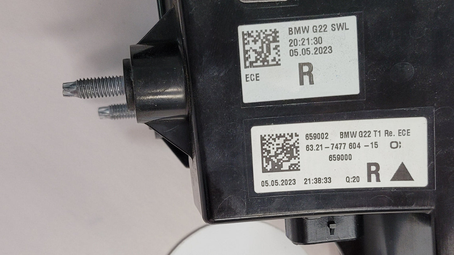 BMW M4 COMPETITION G82 REAR LIGHT ON THE BODY PASSENGER SIDE LEFT 7477603 - MPerformance.parts