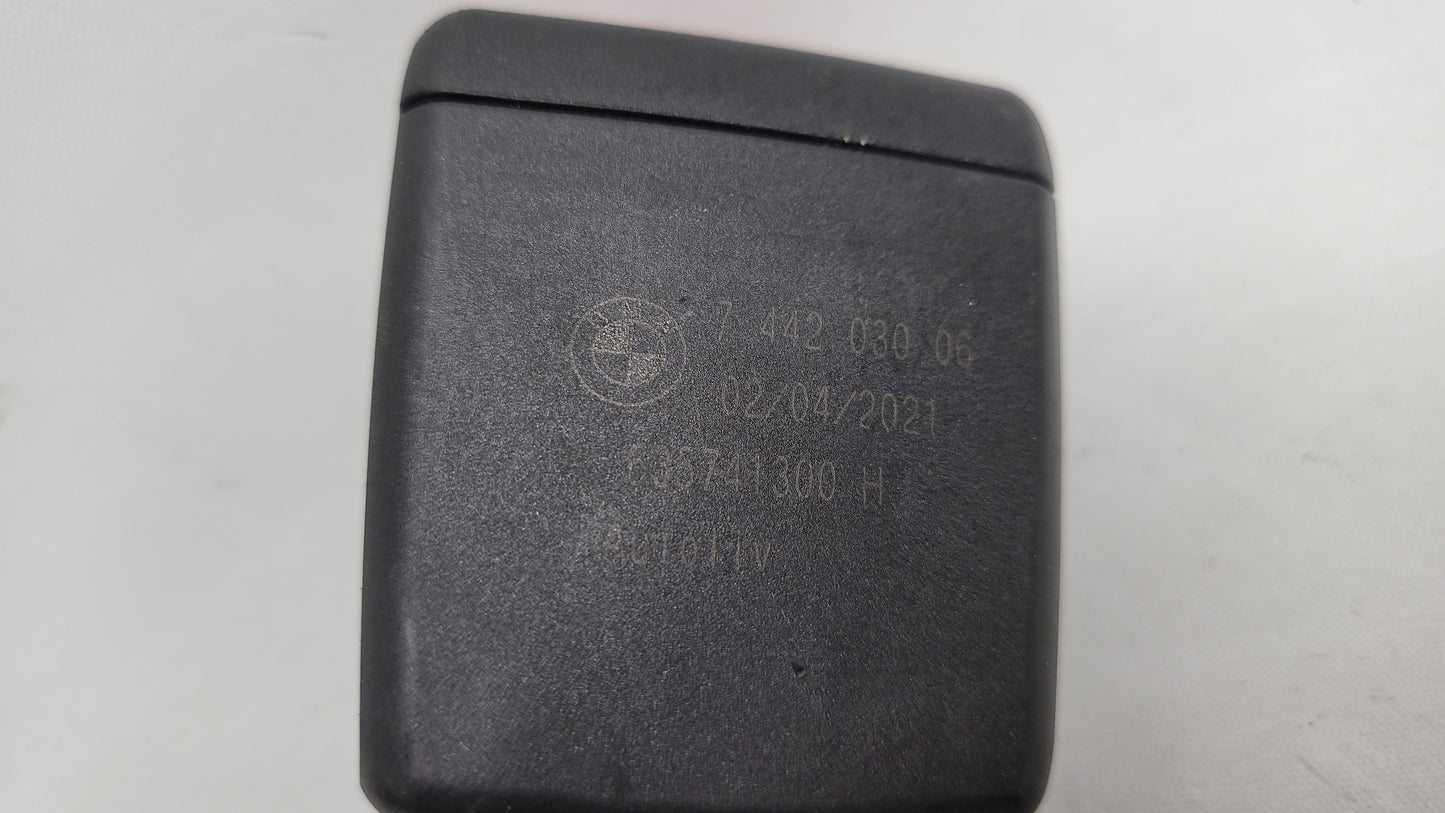 BMW M3 G80 Rear Seat Belt Buckle 7442030 - MPerformance.parts