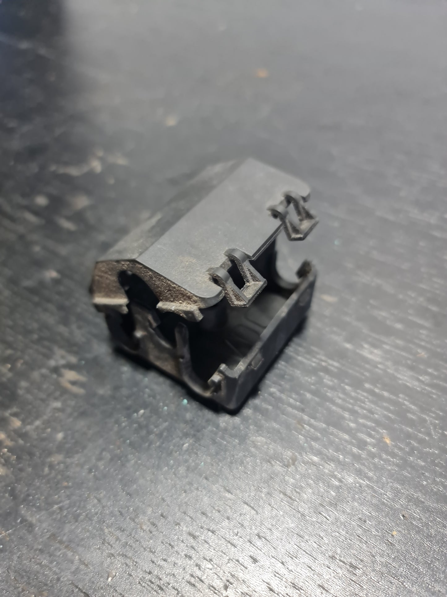 BMW M2 - Plug-In Connection Bracket 61139249146