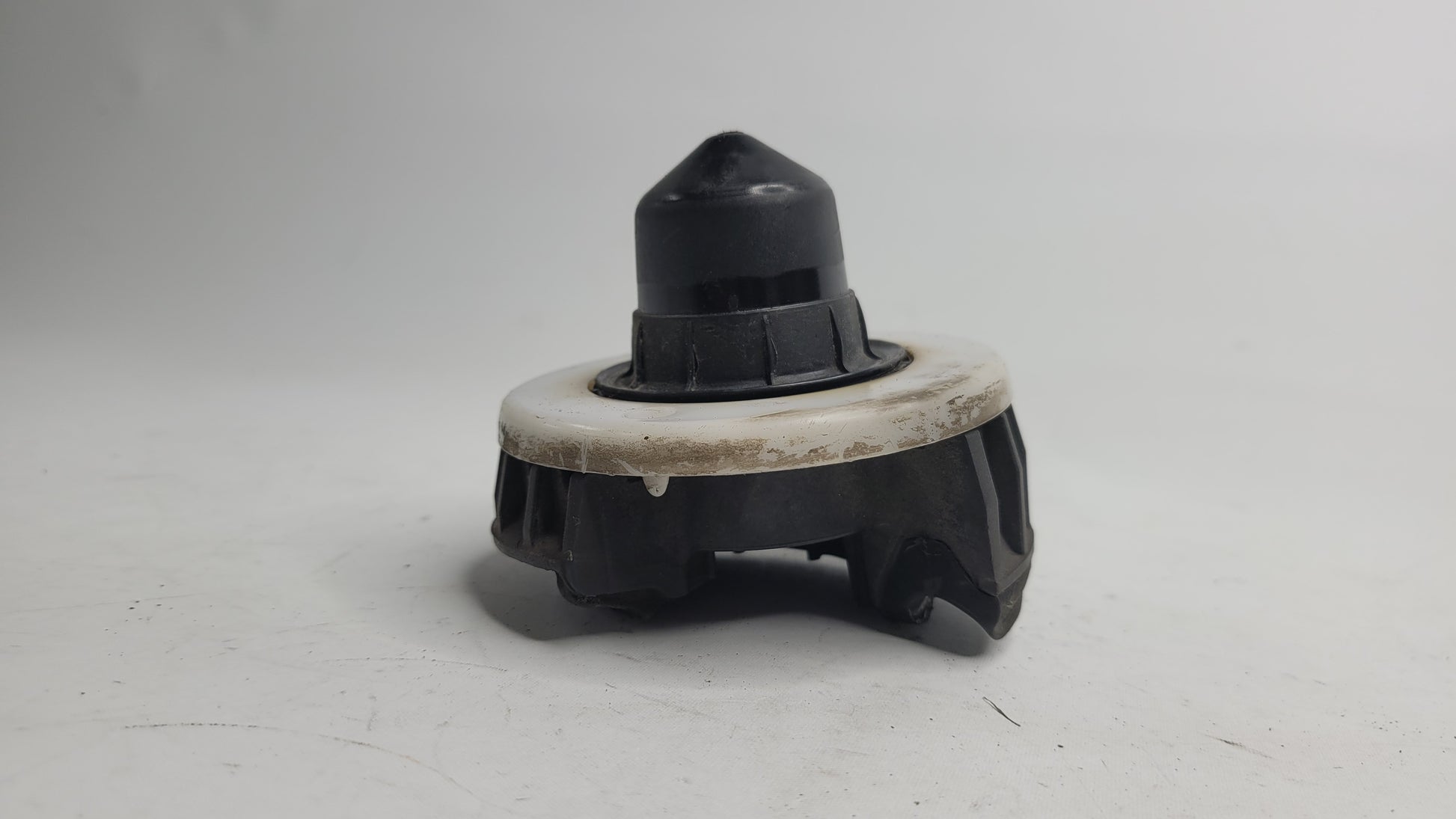 BMW G80 M3 - REAR Upper Spring Rubber Mount 6875395 - MPerformance.parts
