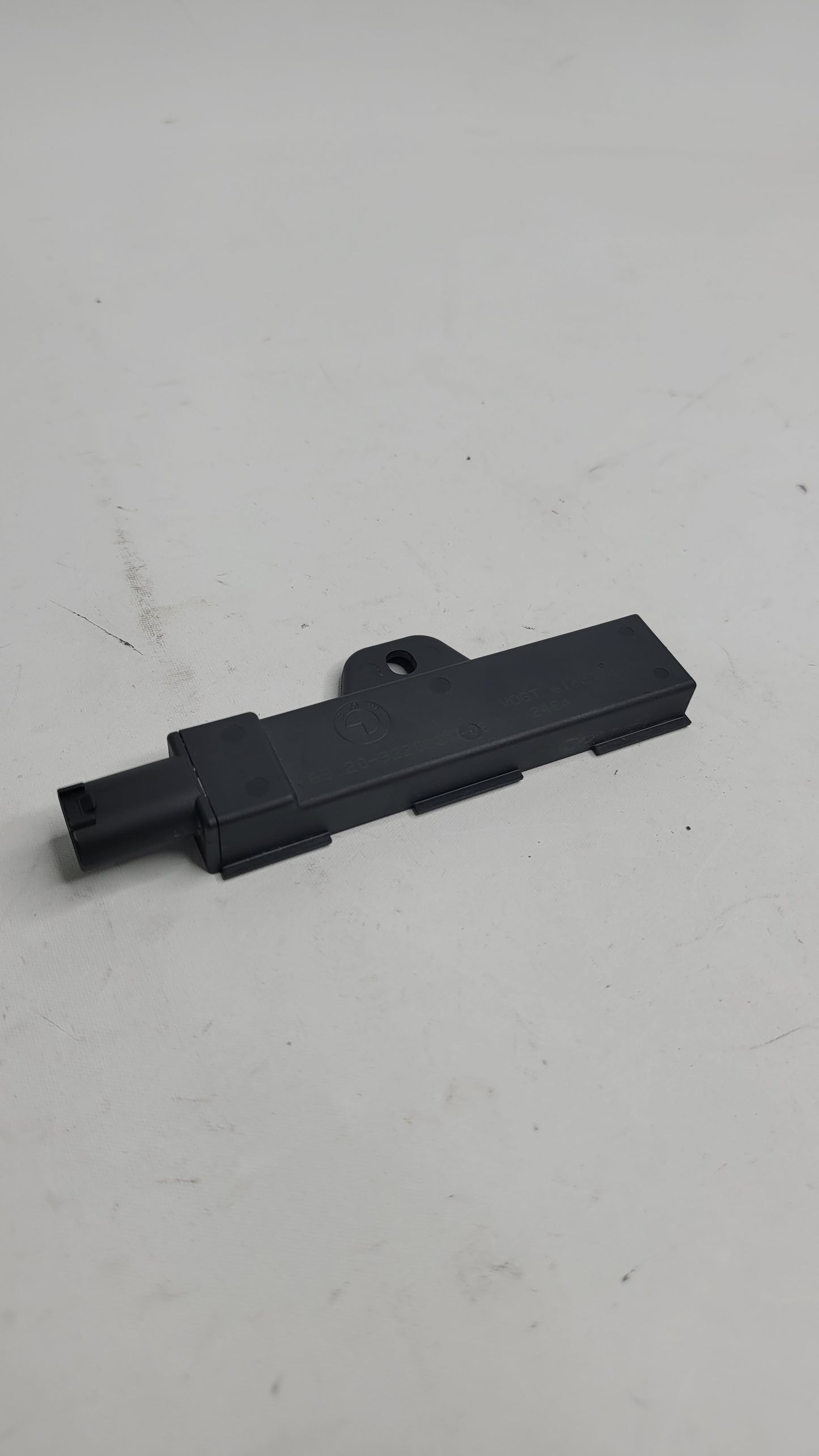 BMW M3 Keyless Entry Antenna Module 9220831 - MPerformance.parts