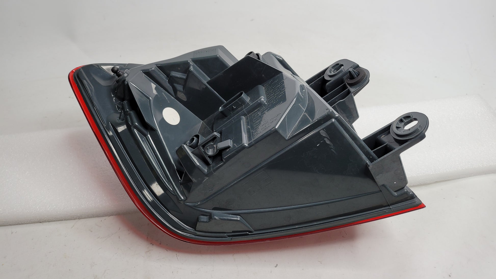 BMW 3 SERIES REAR TAIL LIGHT RIGHT SIDE DRIVER SIDE h4736911806 - MPerformance.parts