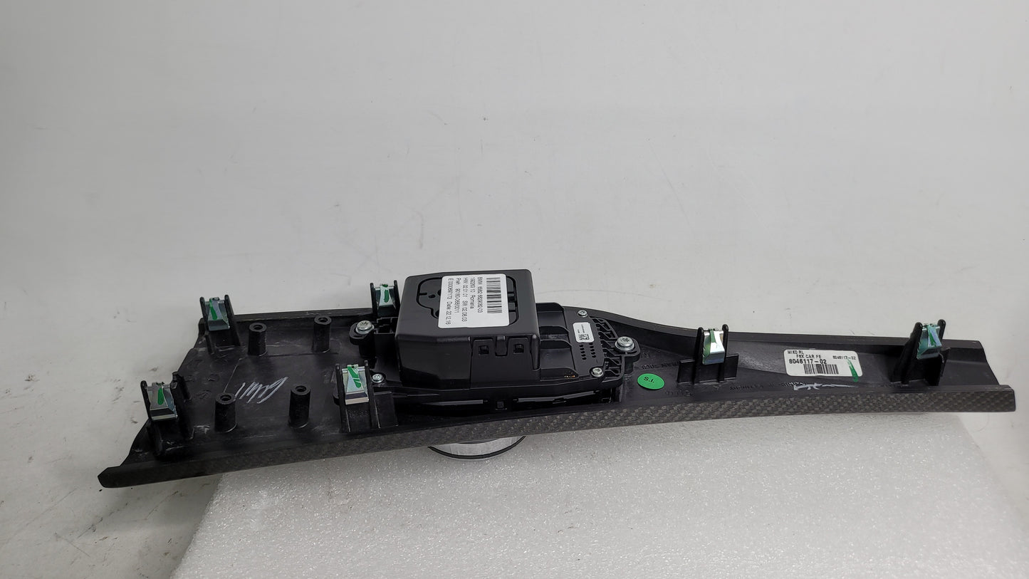 BMW M3 F80 CENTRE CONSOLE TRIM CARBON W/ SWITCH iDrive Controller - 6829082
