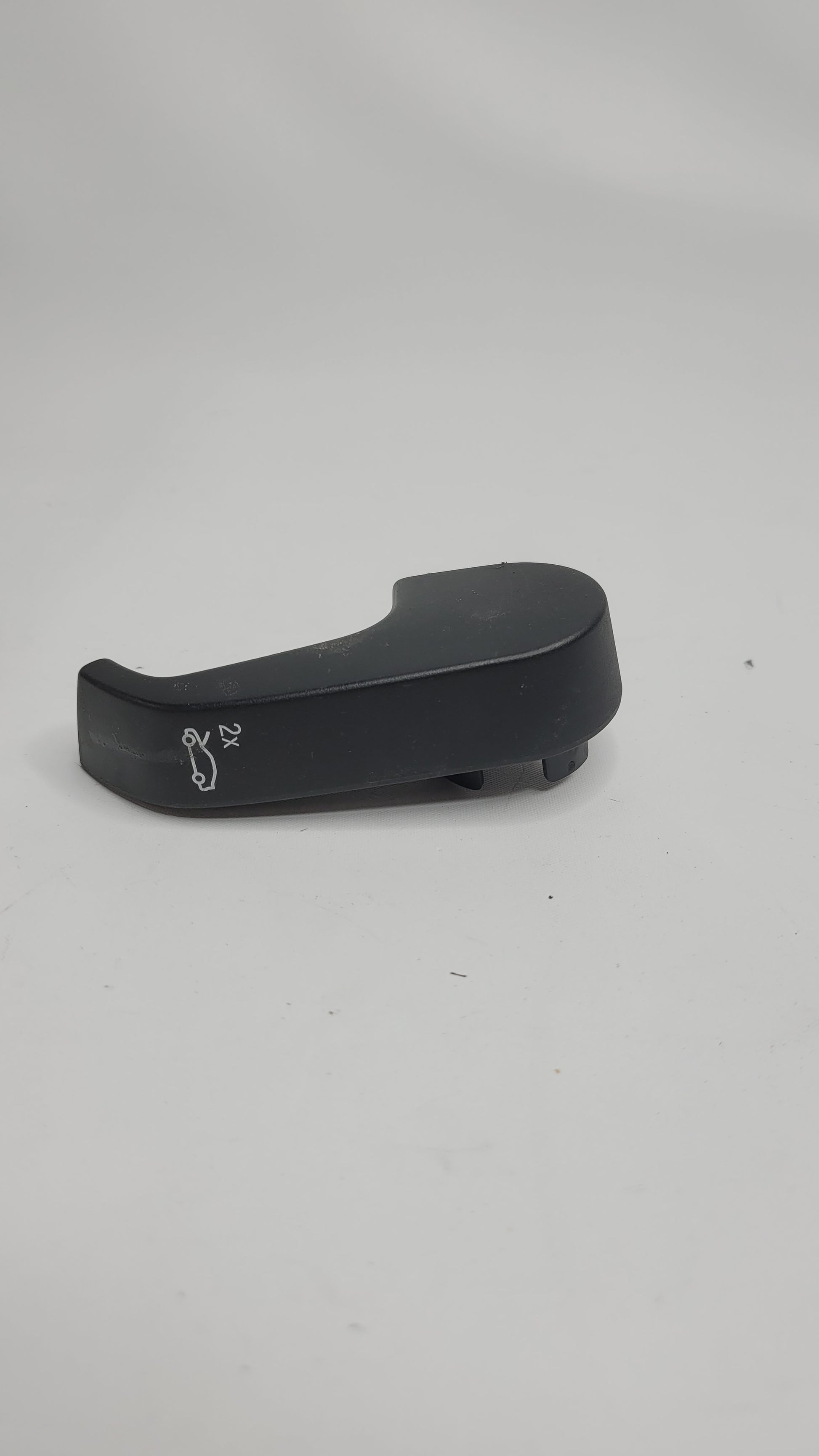 BMW M3 Bonnet Hood Opener Release Handle Lid 67938323 - MPerformance.parts