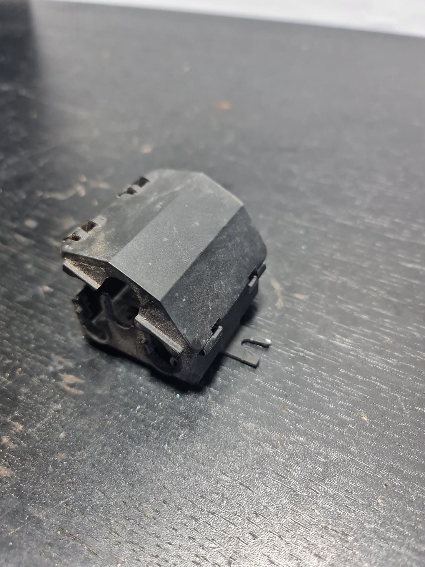 BMW M2 - Plug-In Connection Bracket 61139249146