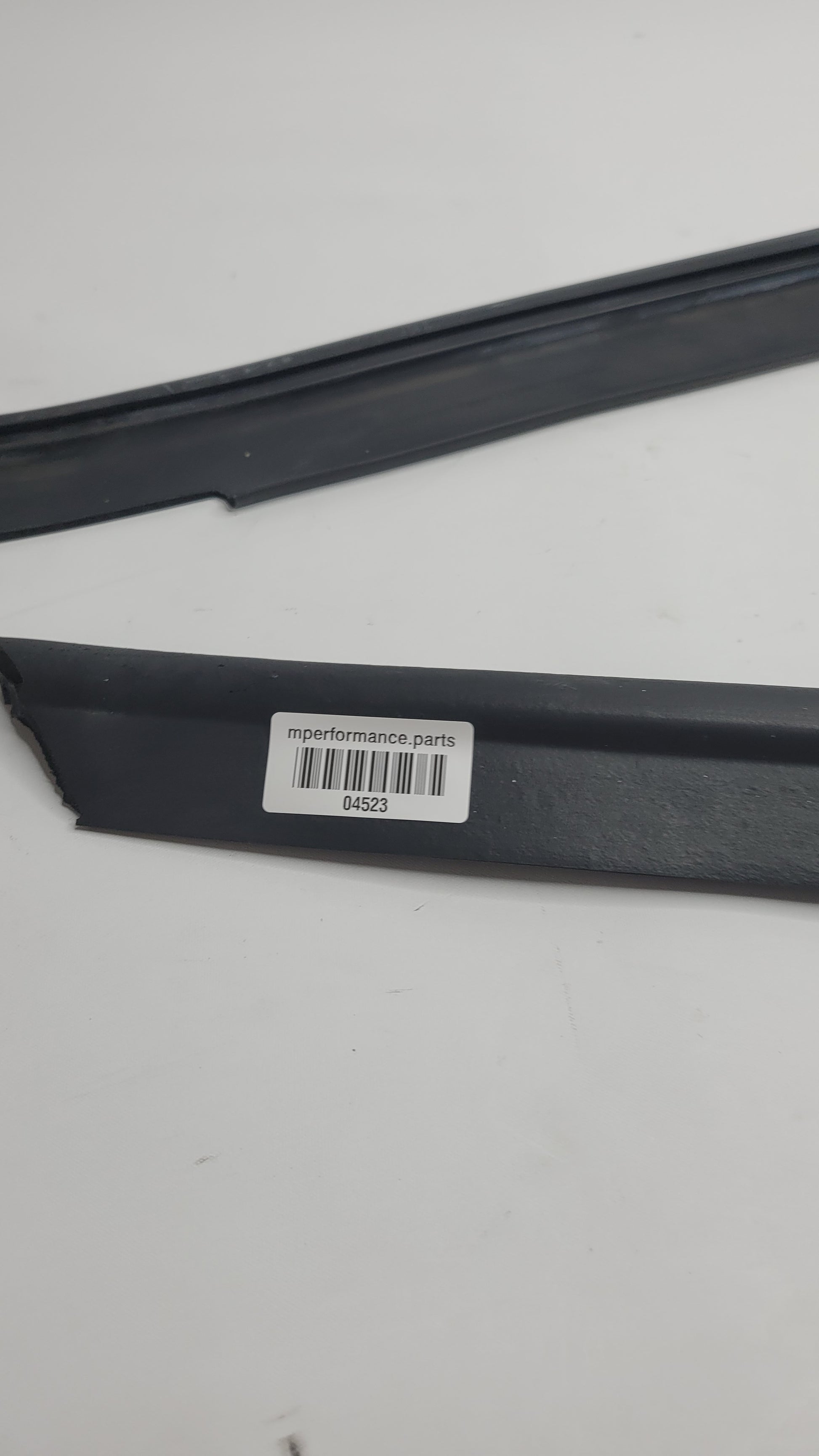 BMW 328i 320i 335i F30 UNDER HOOD ENGINE BAY RUBBER SEAL WEATHERSTRIP - 7255802-12 - MPerformance.parts