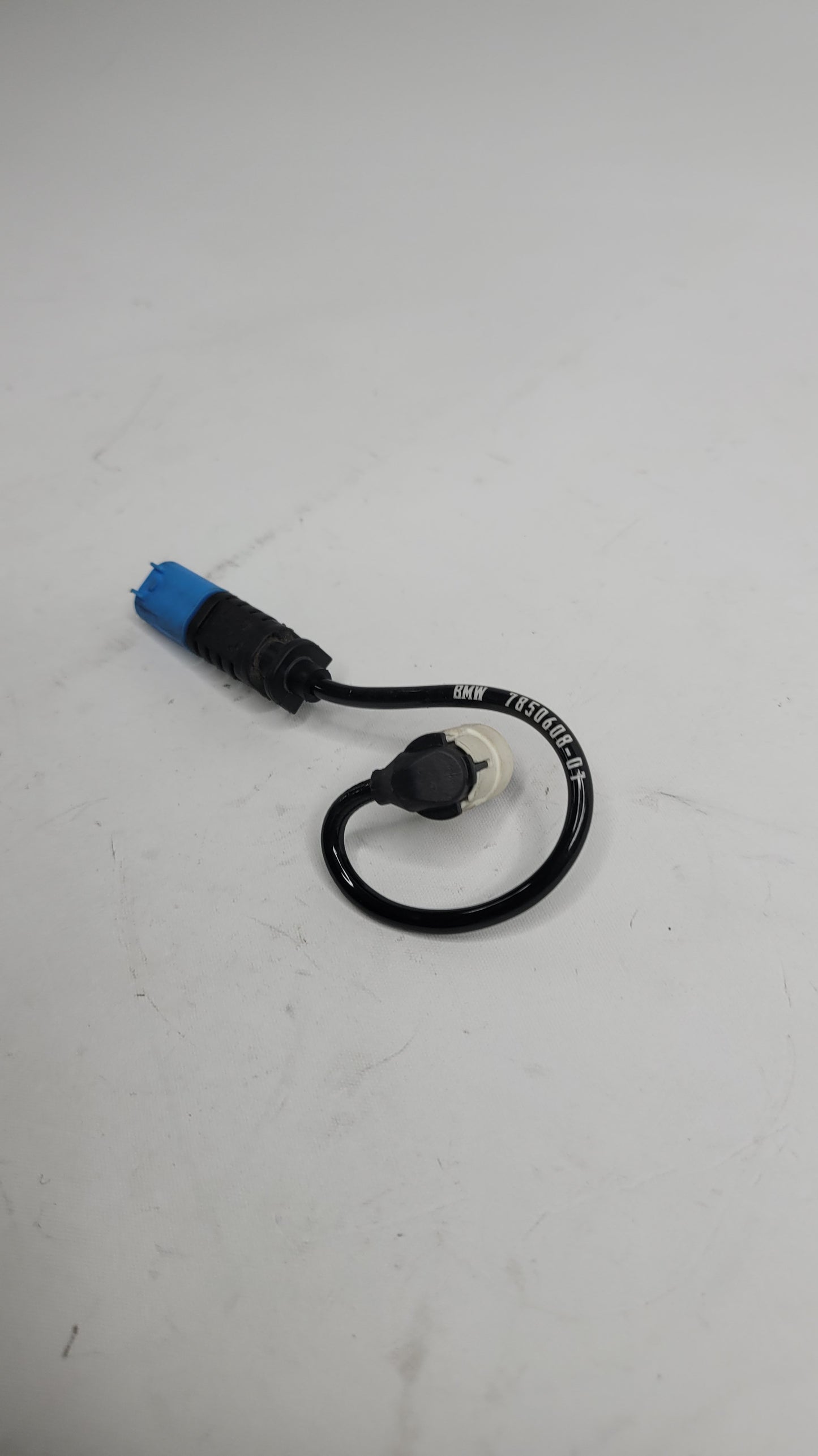 BMW M3 F80 Rear Adapter cable shock Absorber EDC 7850608 - MPerformance.parts