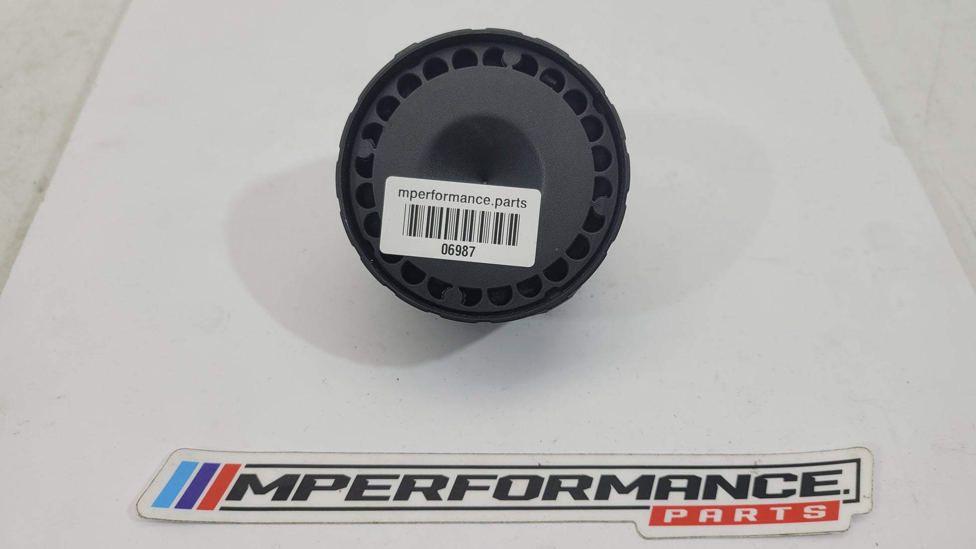 BMW M2 F87 sensor alarm horn siren control module unit 9493759, automotive electronic component with wiring and connectors.