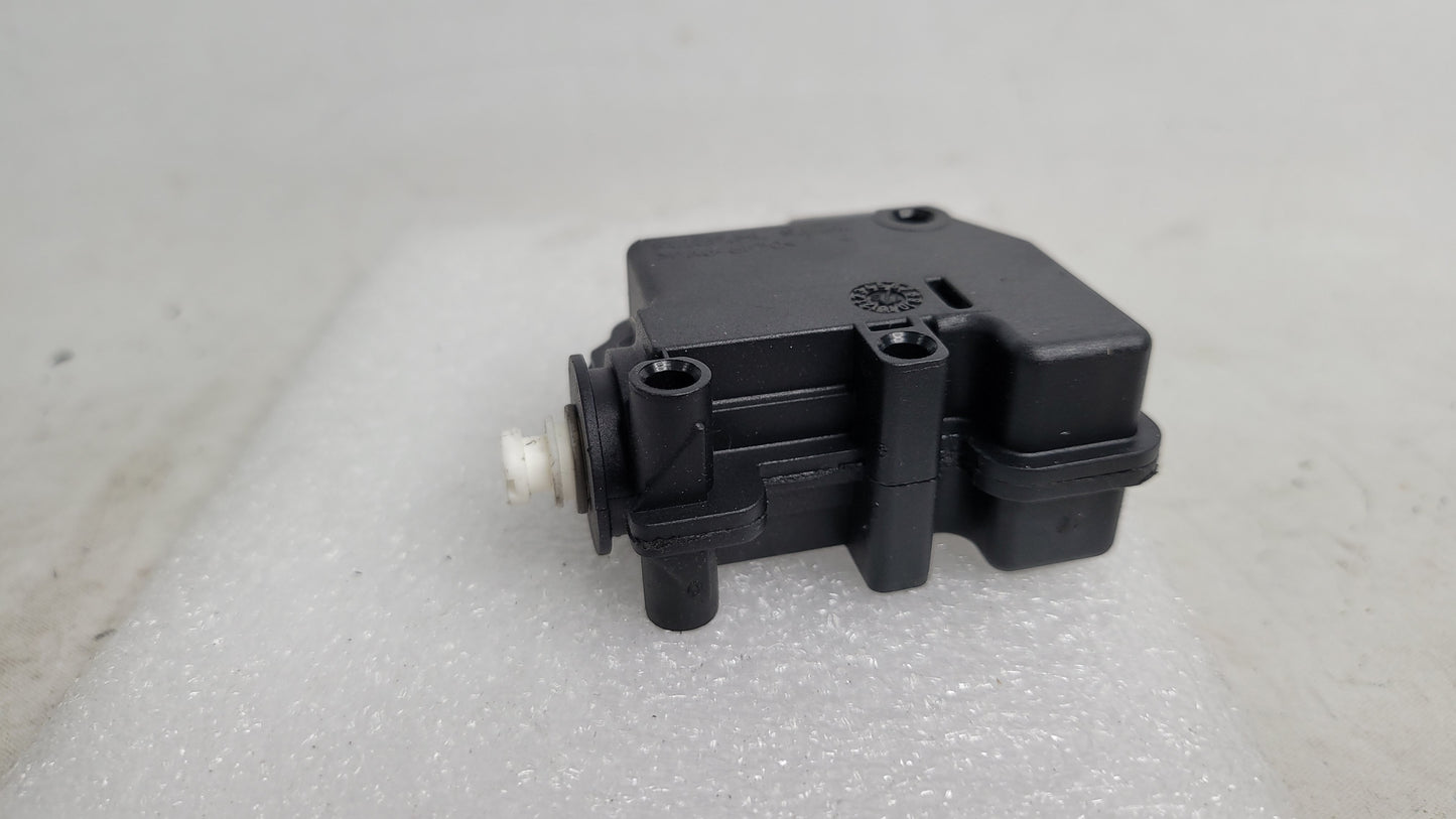 BMW F20 F22 F30 Fuel Filler Flap Drive Mechanism Actuator Opener 7270792 - MPerformance.parts