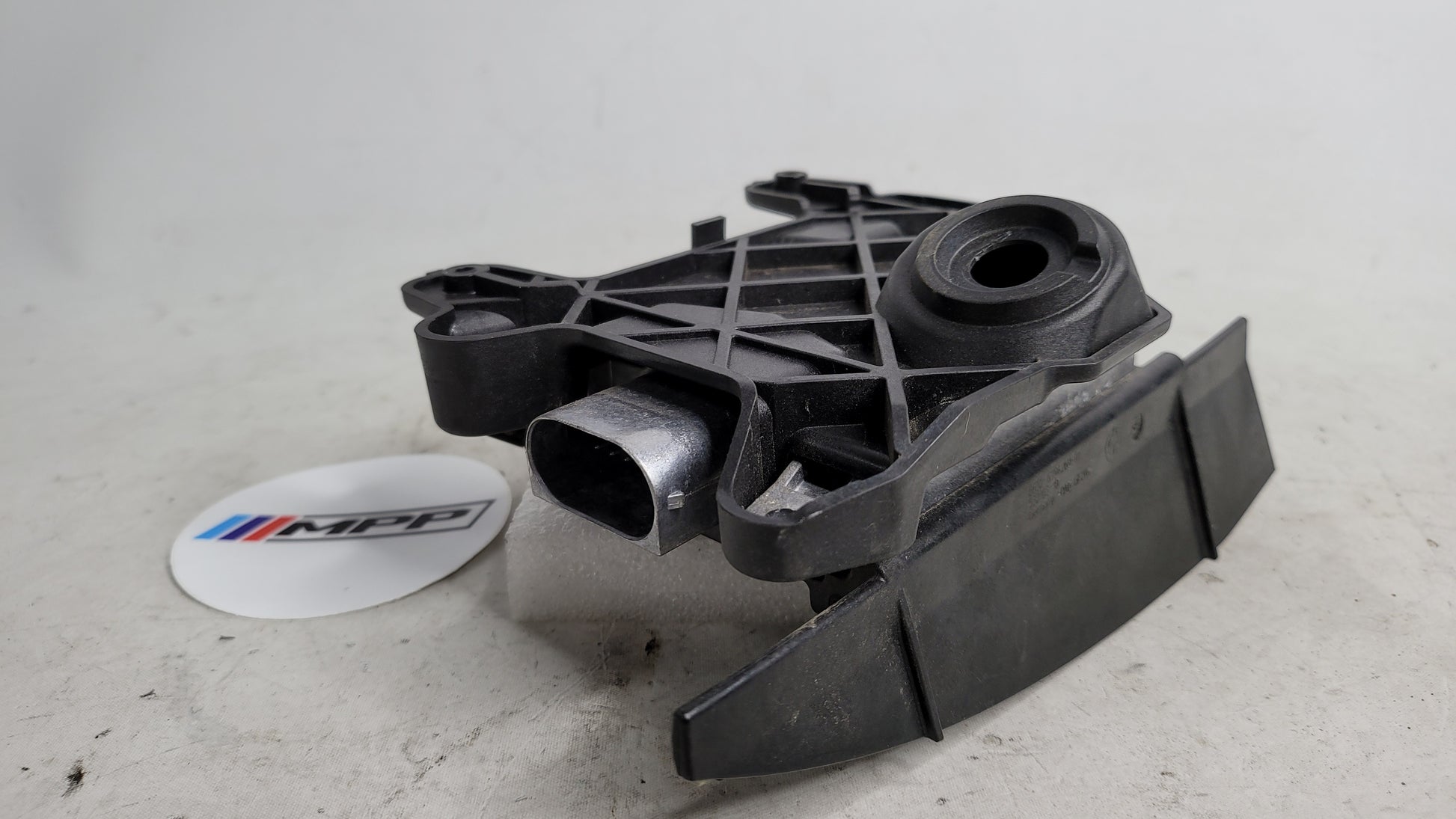 BMW M3 F80 Rear Left Lane Change Changing Warning Module - 6886897 - MPerformance.parts