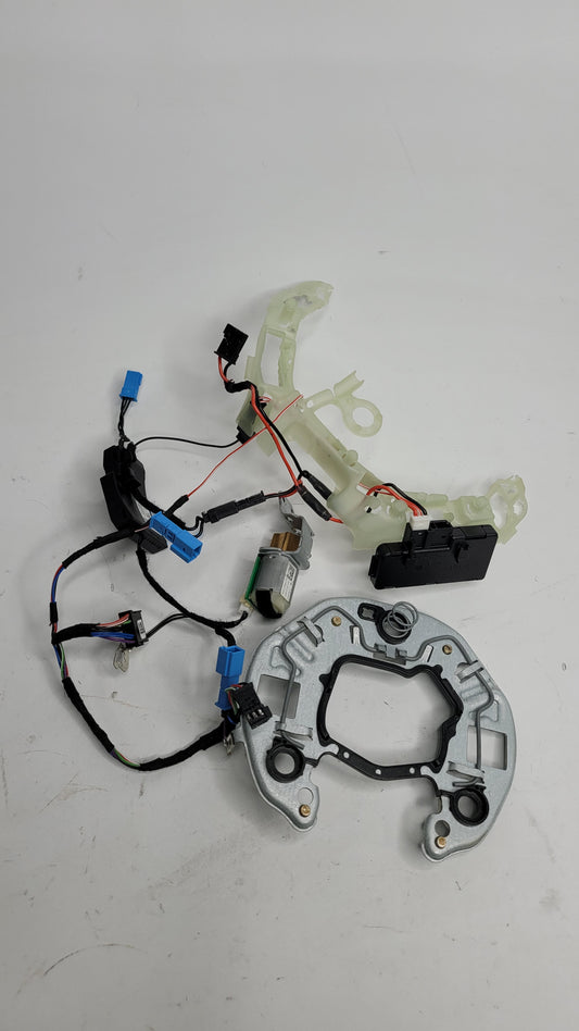 BMW M3 G80 M-TECH M SPORT PLATE SRS BRACKET 62821470 WITH HARNESS - MPerformance.parts