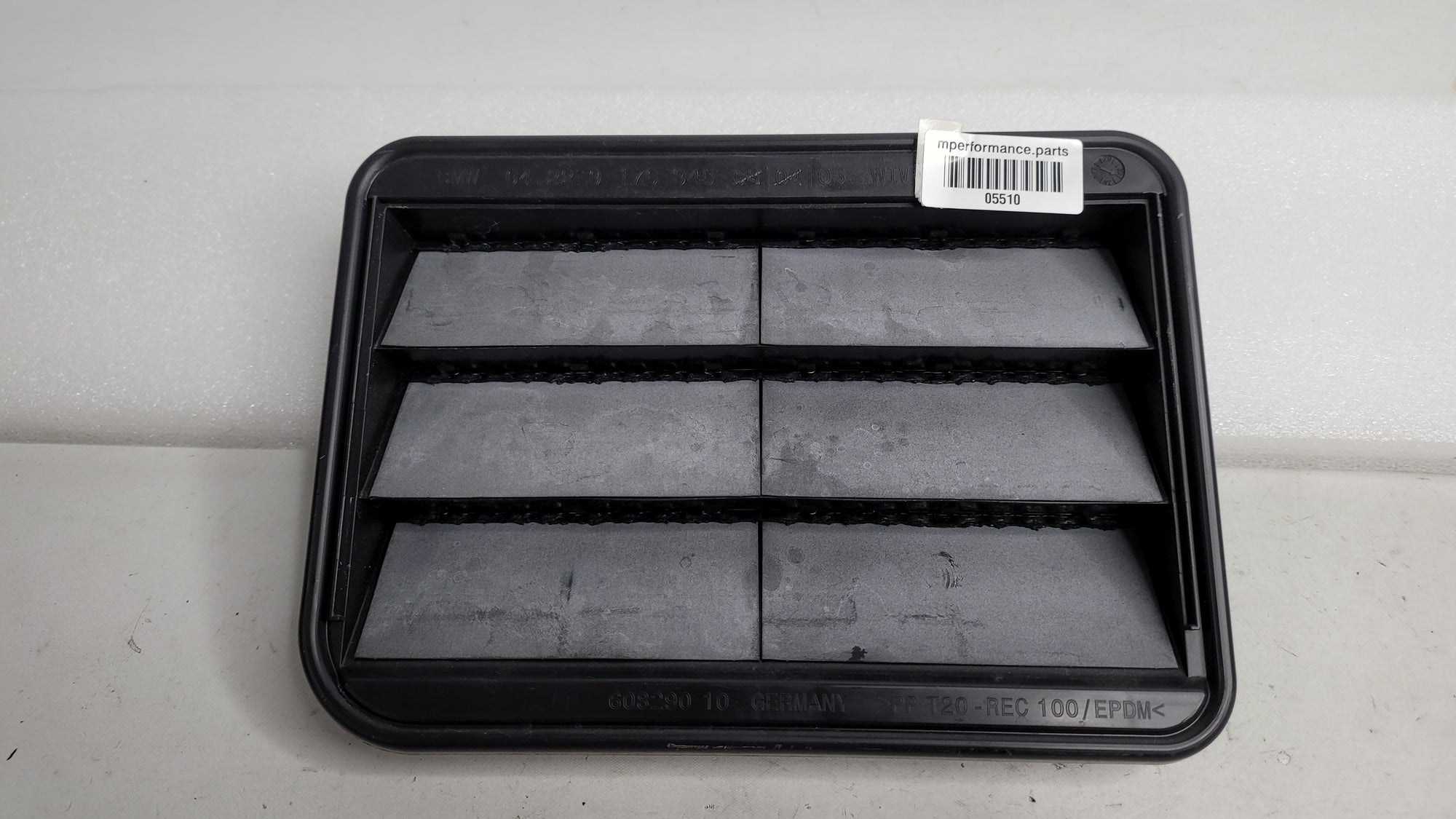 BMW M3 F80 Rear Air Vent 64229176945 - MPerformance.parts